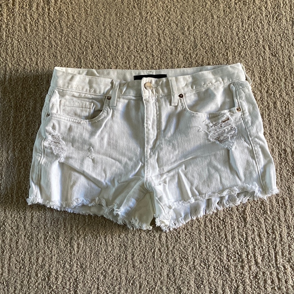 EUC Genetic white denim distressed shorts